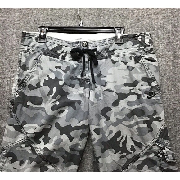 VTG Nike Sportswear Womens Med Capri Camo Cargo Pants Camouflage Cotton Y2K - Picture 5 of 14
